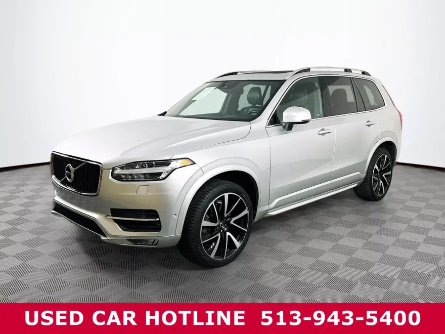 2018 Volvo XC90 Momentum photo 1