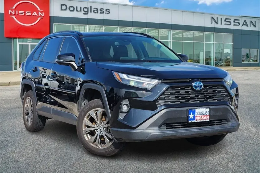 2022 Toyota RAV4 Hybrid XLE Premium photo 1