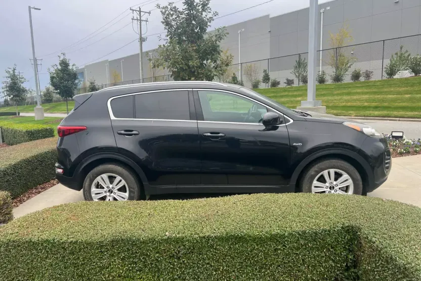 2017 Kia Sportage LX photo 1