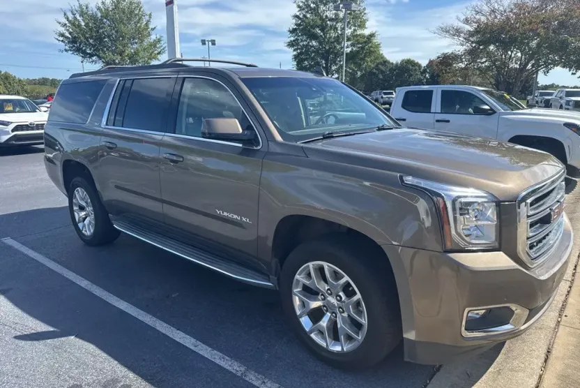 2015 Gmc Yukon XL 1500 SLT photo 1