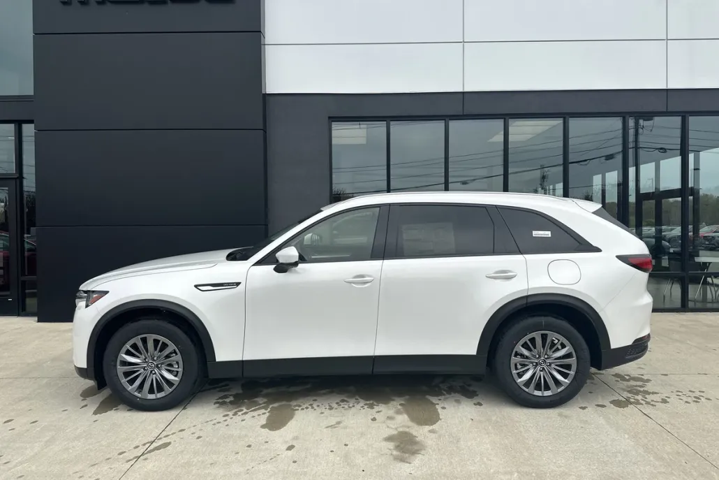 2025 Mazda CX-90 3.3 Turbo Preferred photo 1