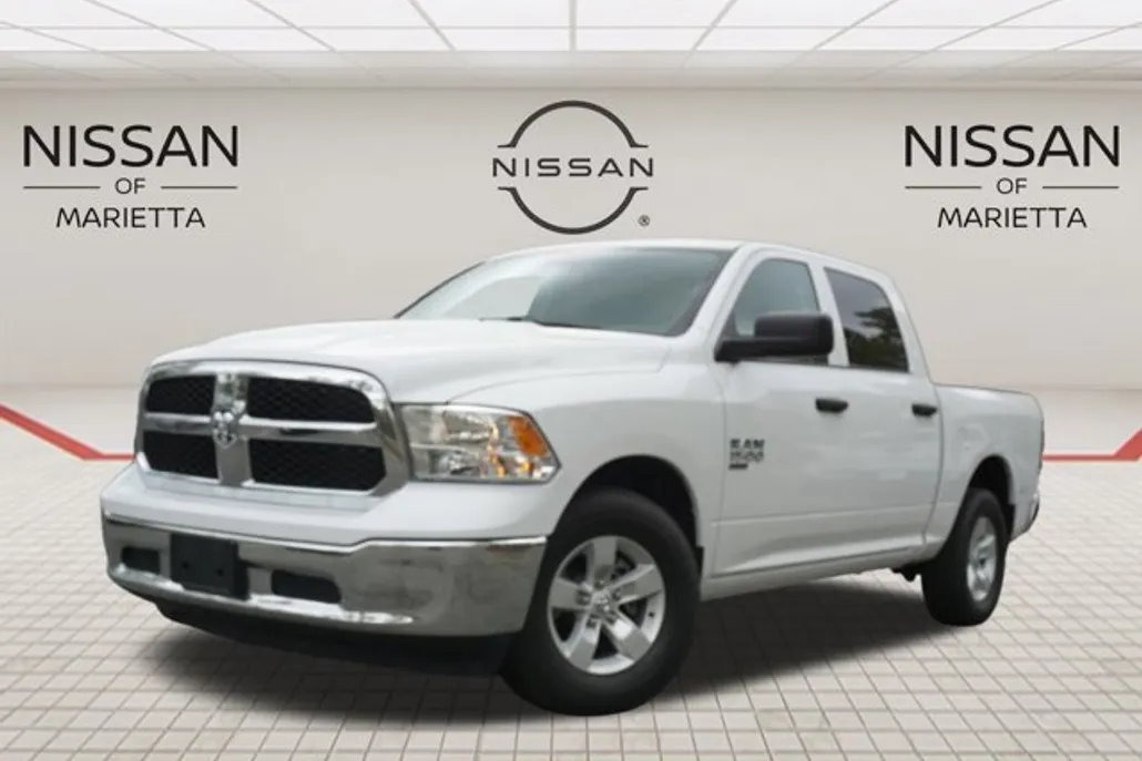 2022 Ram 1500 Classic SLT photo 1