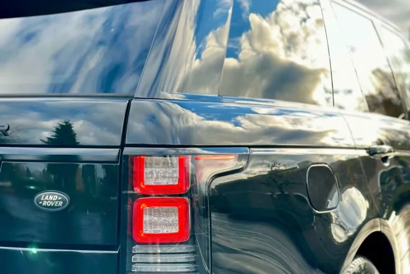 2013 Land Rover Range Rover SuperCharged photo 1