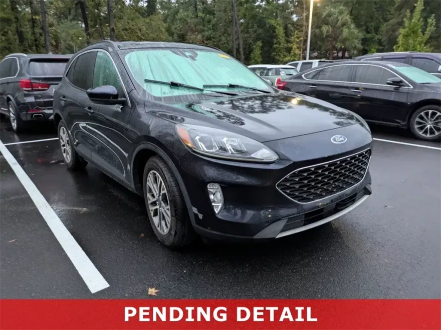 2021 Ford Escape SEL photo 1