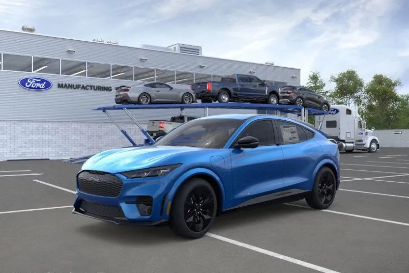 2025 Ford Mustang Mach-E GT photo 1