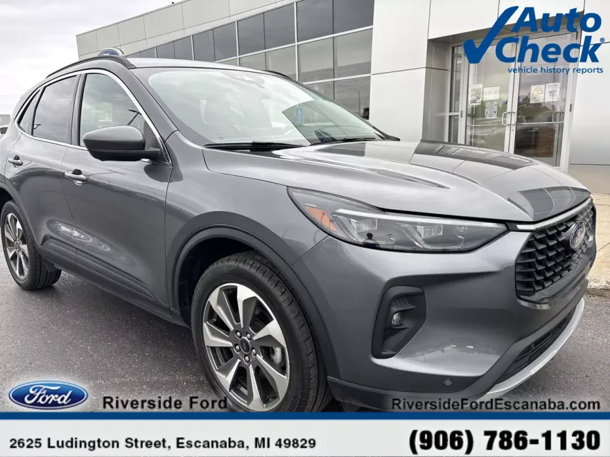 2024 Ford Escape Platinum photo 1
