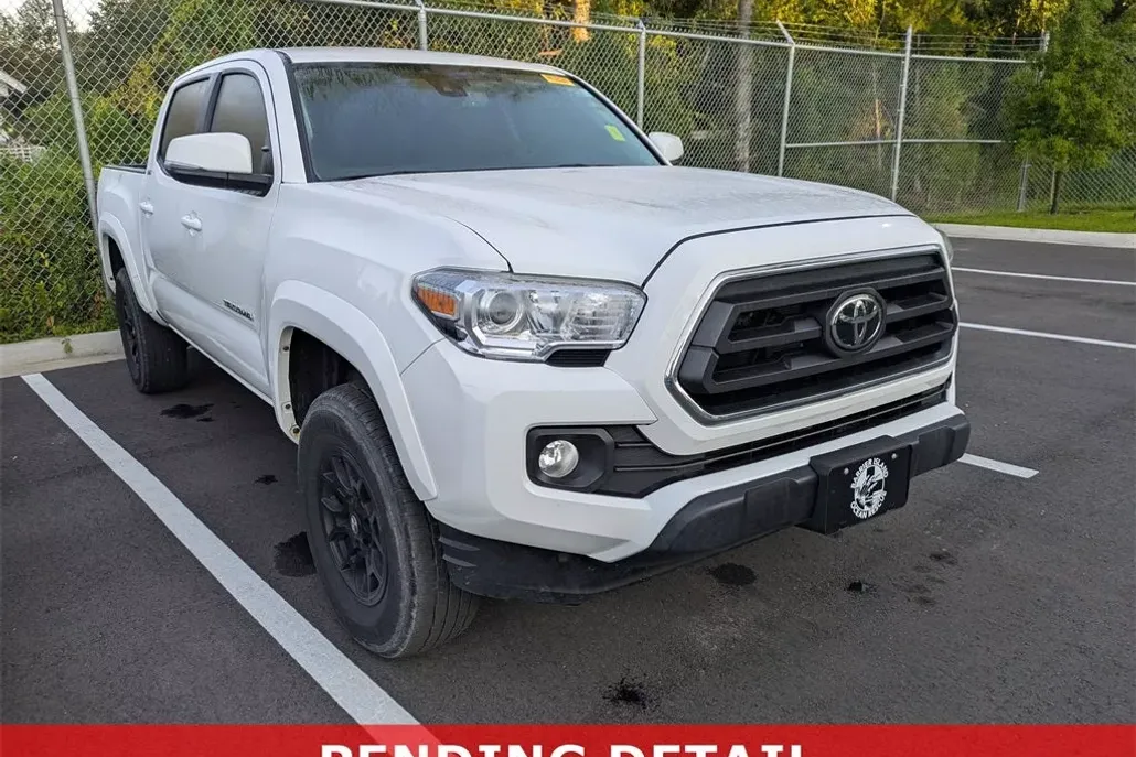 2022 Toyota Tacoma SR5 V6 photo 1