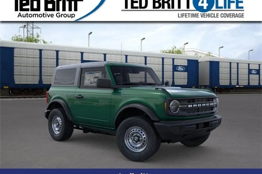 2025 Ford Bronco Base photo 1