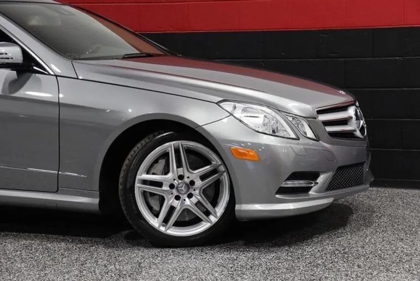 2013 Mercedes Benz E 550 AMG Sport Coupe photo 1