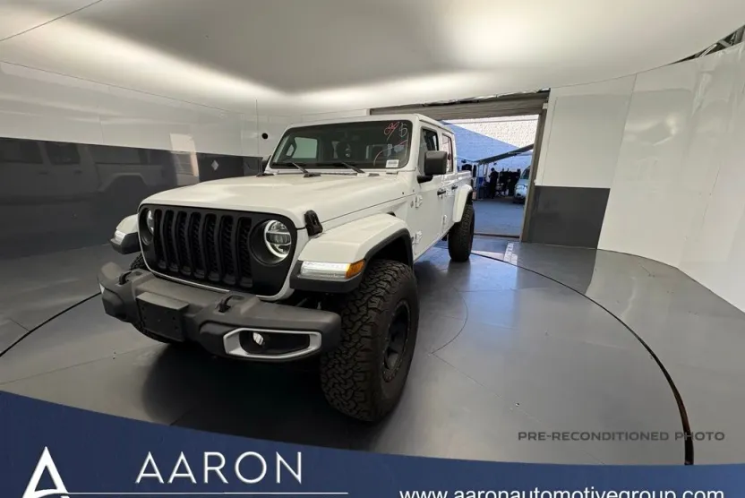2020 Jeep Gladiator Overland photo 1