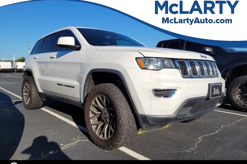 2018 Jeep Grand Cherokee Laredo photo 1