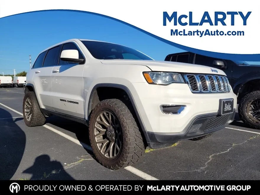 2018 Jeep Grand Cherokee Laredo photo 1