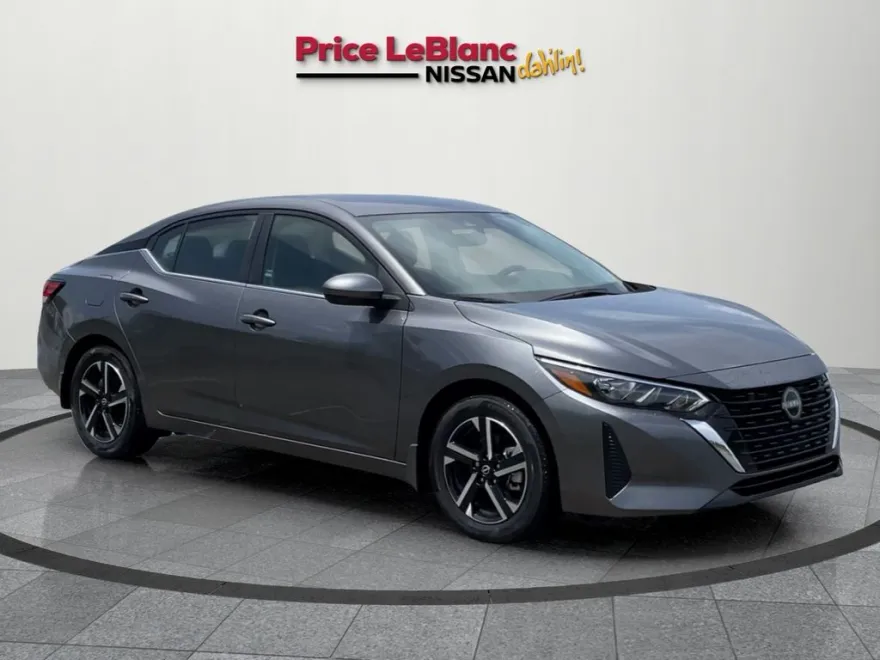 2025 Nissan Sentra SV photo 1