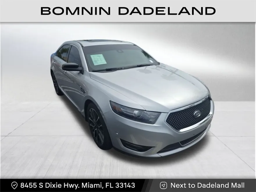 2018 Ford Taurus SHO photo 1