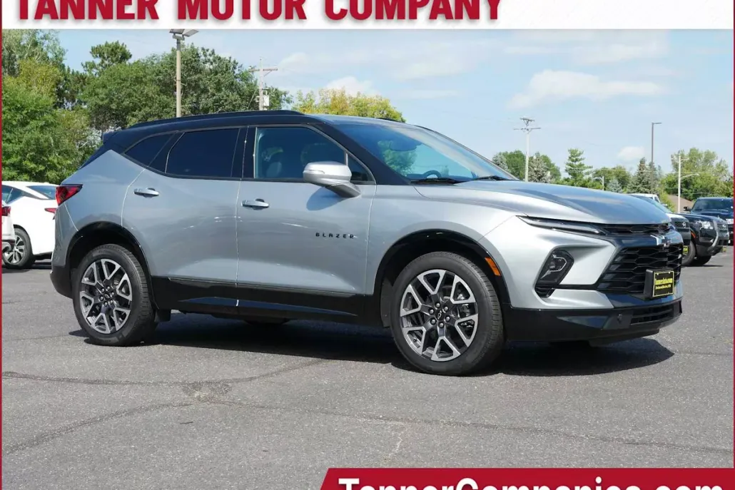 2023 Chevrolet Blazer RS photo 1