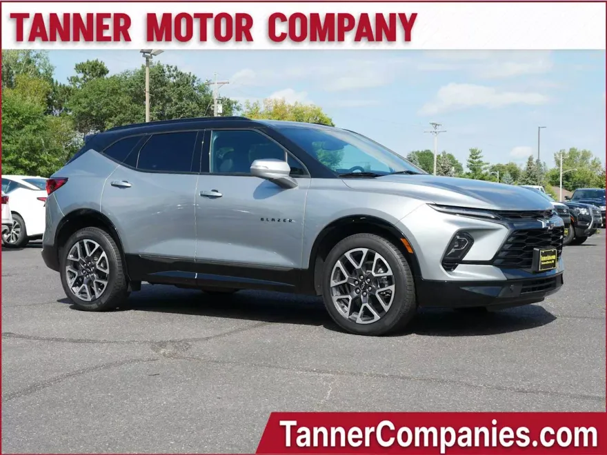 2023 Chevrolet Blazer RS photo 1