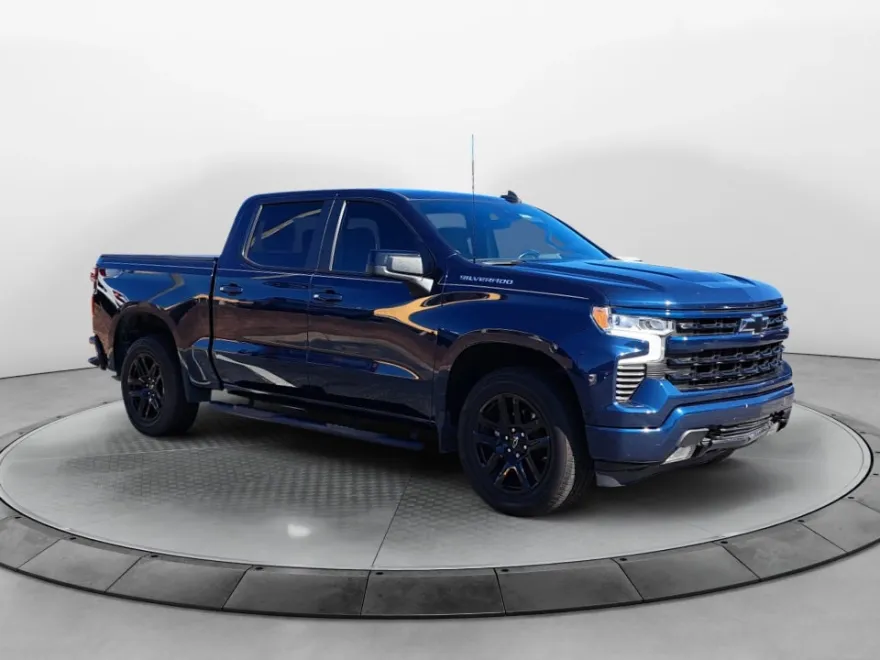2022 Chevrolet Silverado 1500 RST photo 1