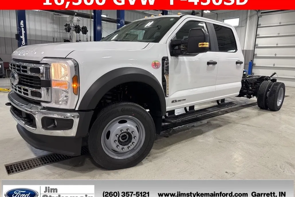 2025 Ford F-450 XL photo 1