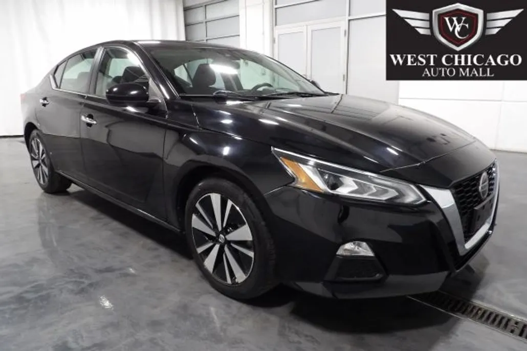 2022 Nissan Altima 2.5 SV photo 1