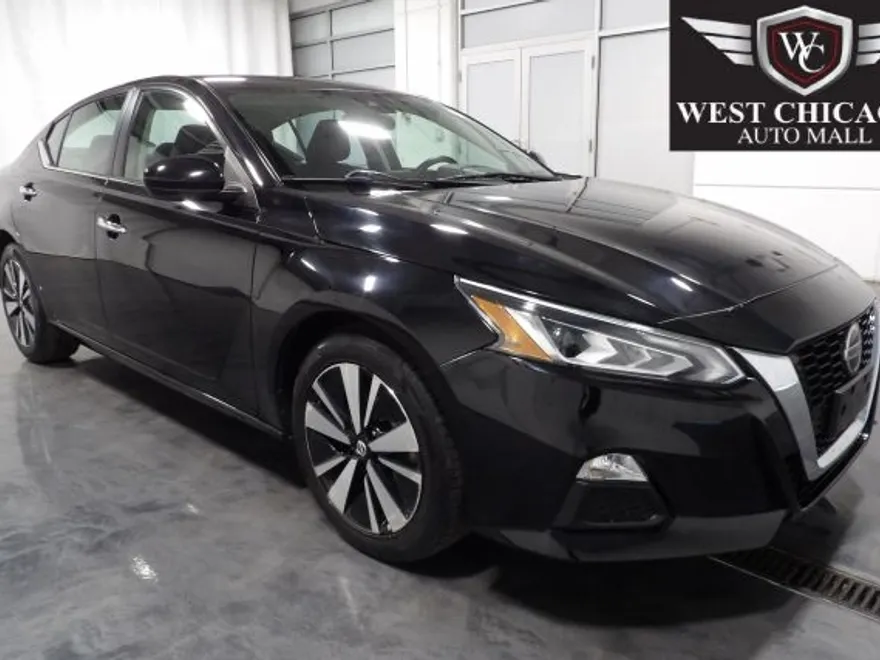 2022 Nissan Altima 2.5 SV photo 1