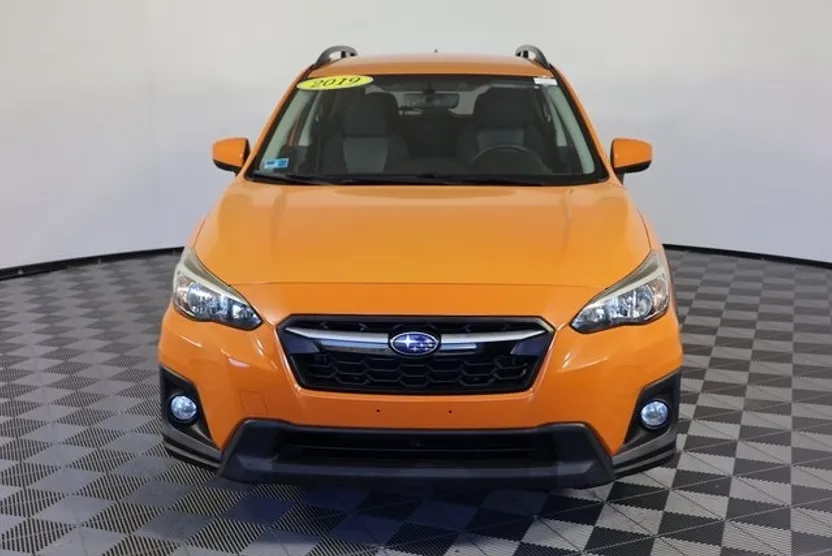 2019 Subaru Crosstrek 2.0i Premium photo 1