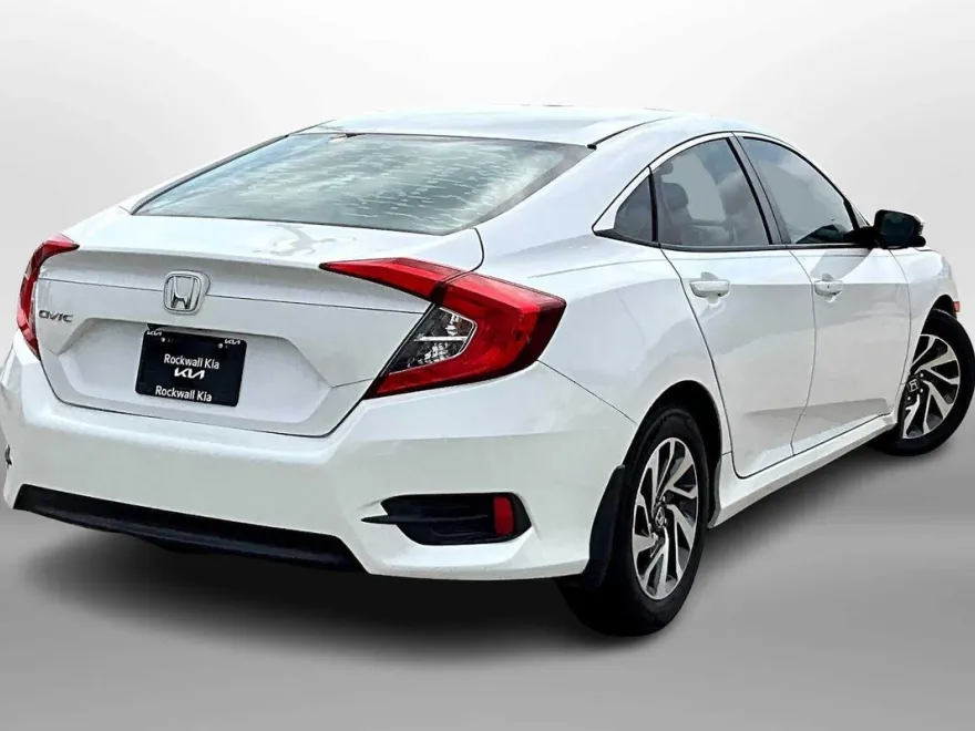 2016 Honda Civic EX photo 1