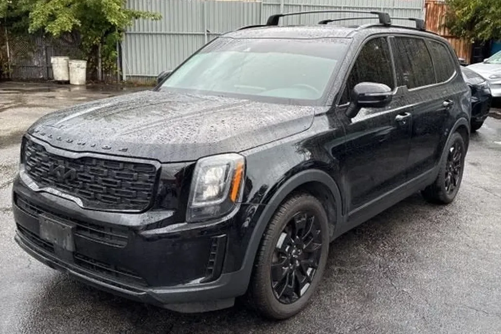 2022 Kia Telluride EX Nightfall Edition photo 1