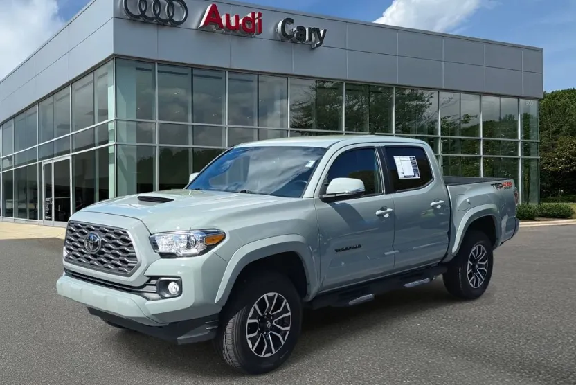 2022 Toyota Tacoma TRD Sport photo 1
