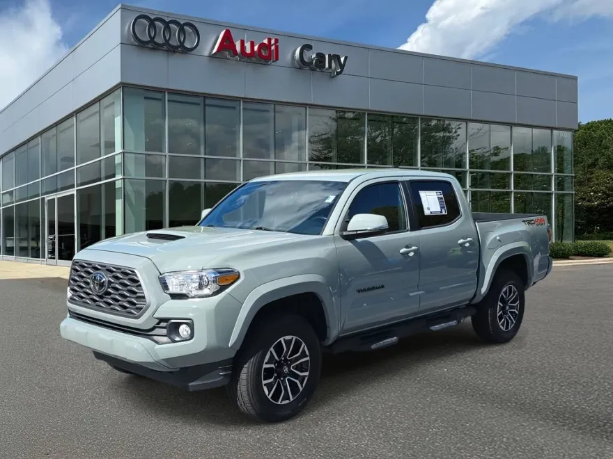 2022 Toyota Tacoma TRD Sport photo 1