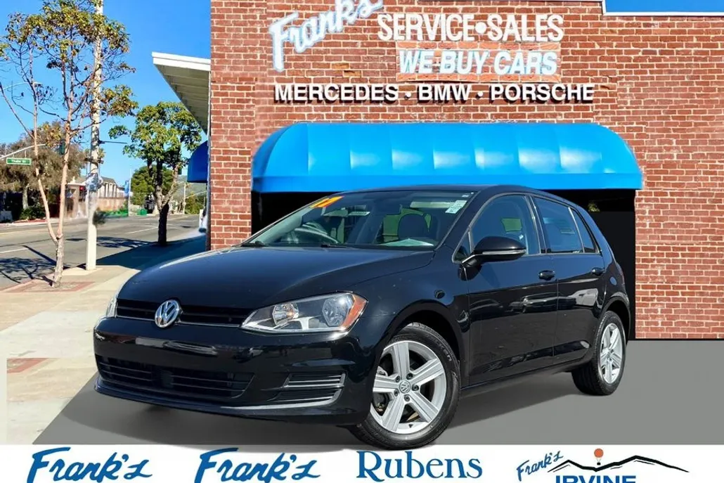2017 Volkswagen Golf TSI SE photo 1