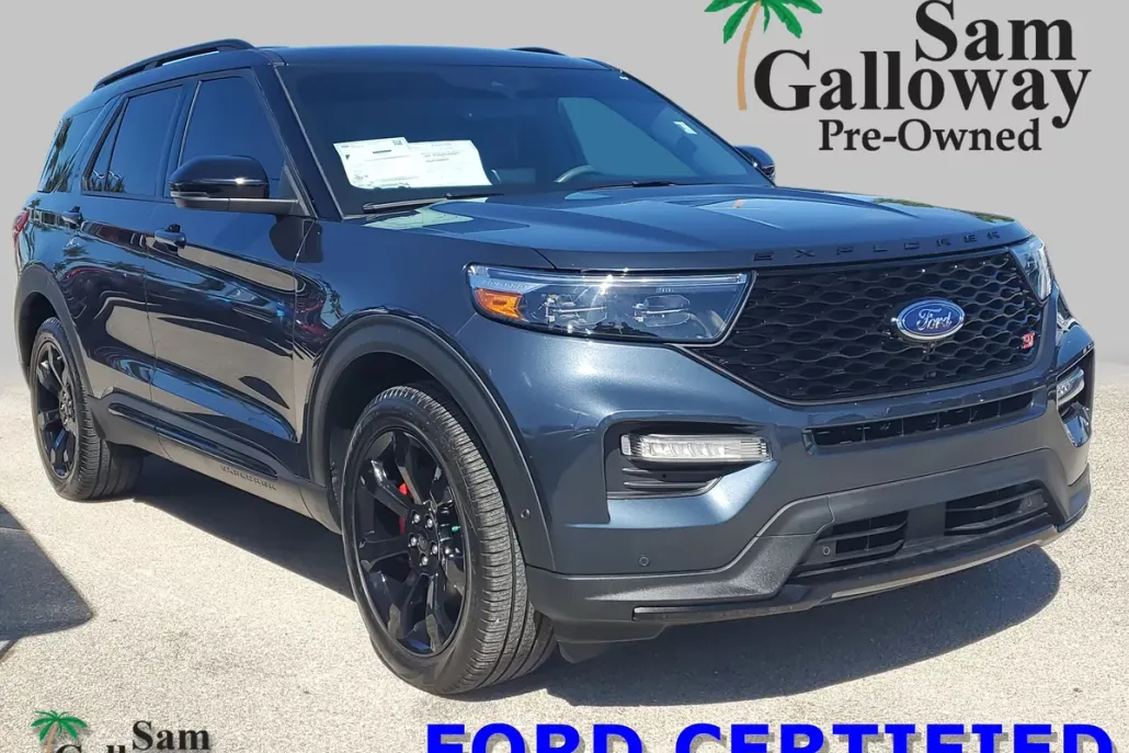2024 Ford Explorer ST photo 1