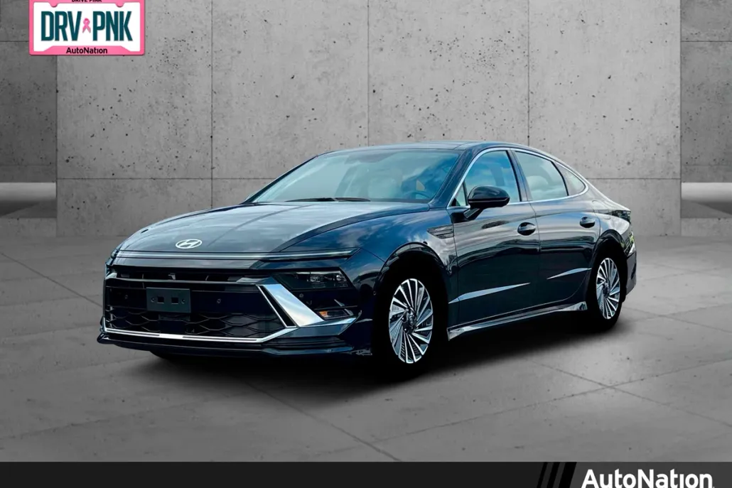 2025 Hyundai Sonata Hybrid Limited photo 1