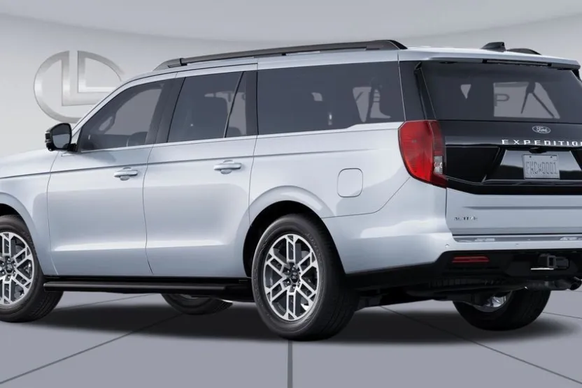 2025 Ford Expedition MAX photo 1