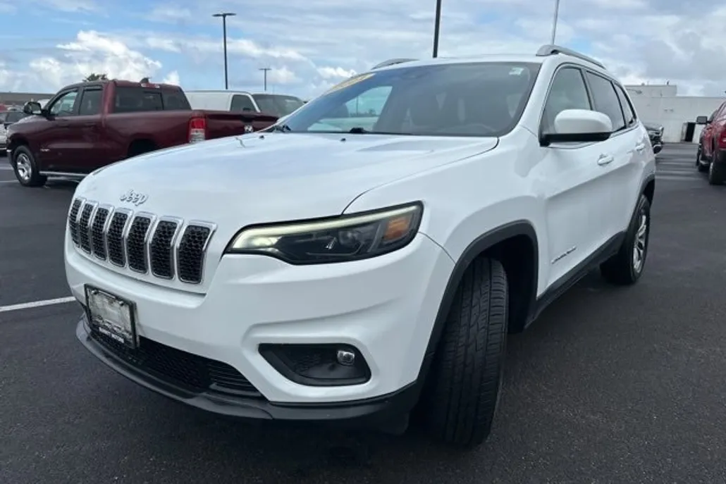 2021 Jeep Cherokee Latitude photo 1