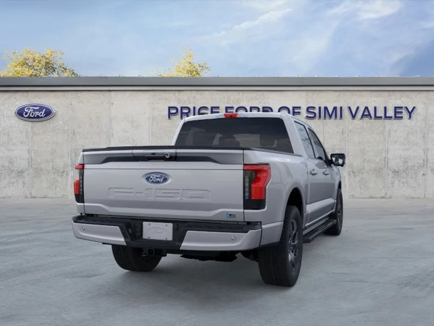 2025 Ford F-150 Lightning photo 1