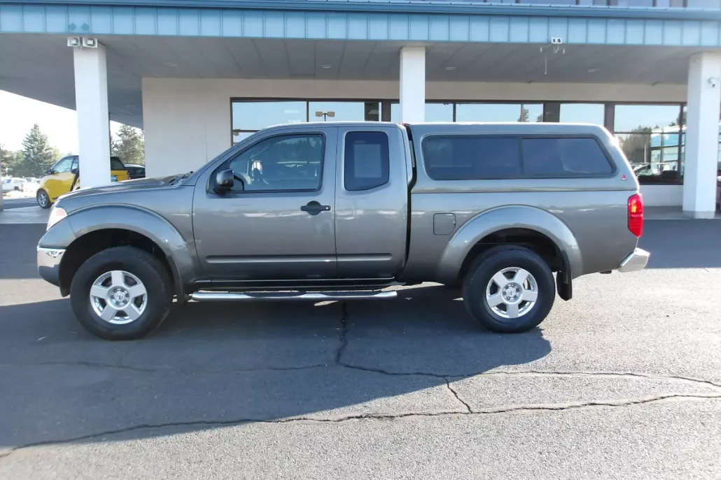 2008 Nissan Frontier SE King Cab photo 1