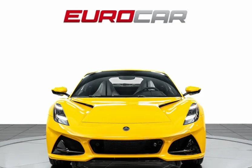 2025 Lotus Emira Base photo 1