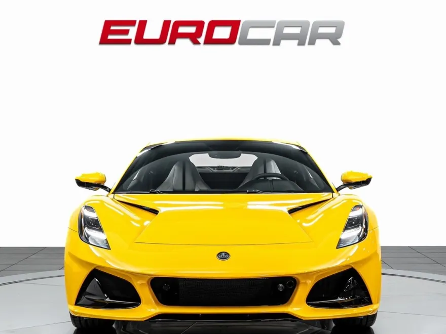 2025 Lotus Emira Base photo 1
