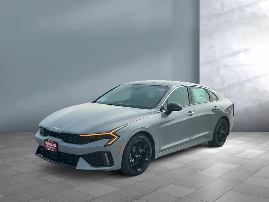 2026 Kia K5 GT-Line photo 1