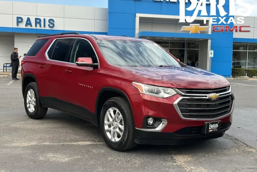 2021 Chevrolet Traverse photo 1