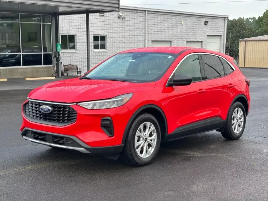 2024 Ford Escape Active photo 1