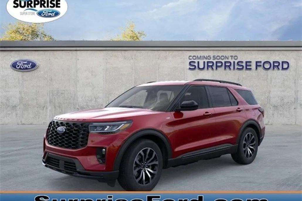 2025 Ford Explorer ST-Line photo 1