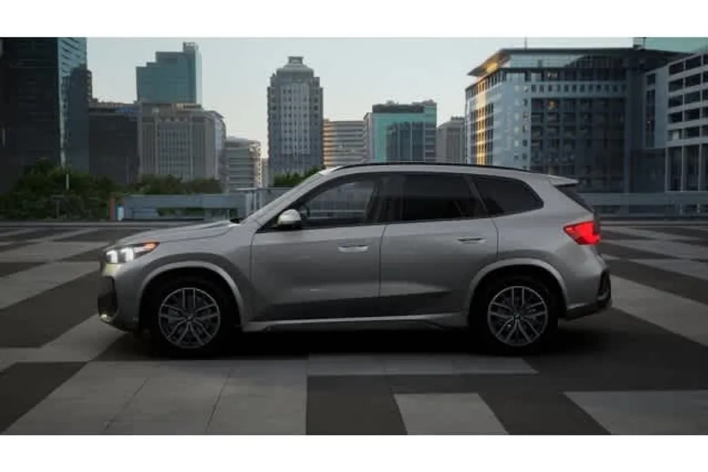 2025 Bmw X1 XDrive28i photo 1