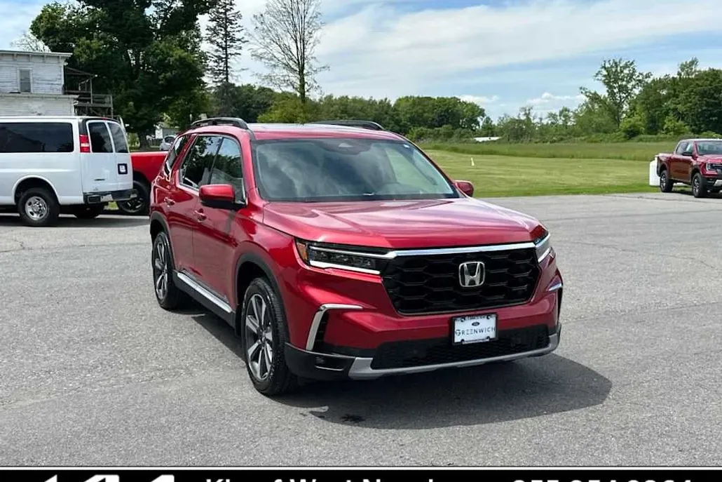 2025 Honda Pilot Elite photo 1