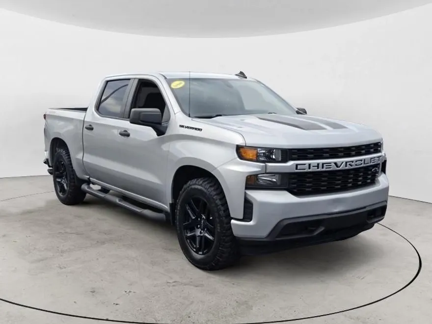 2022 Chevrolet Silverado 1500 Custom photo 1