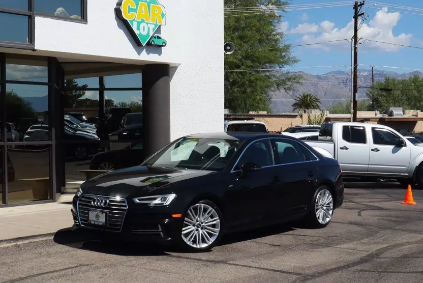 2018 Audi A4 Premium Plus photo 1