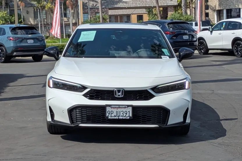 2025 Honda Civic Sport Touring photo 1