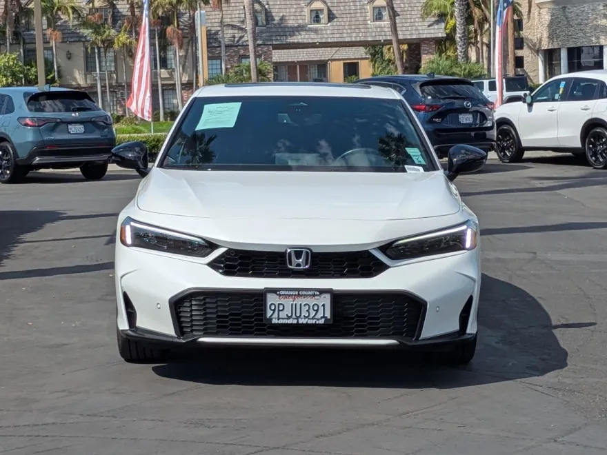 2025 Honda Civic Sport Touring photo 1