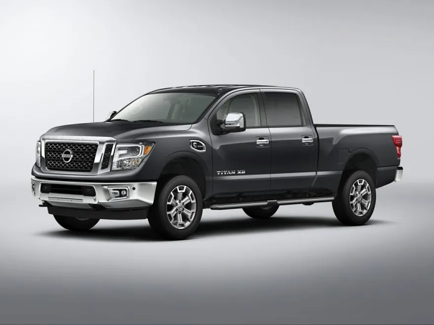 2018 Nissan Titan SV photo 1