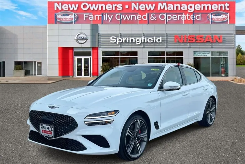 2025 Genesis G70 2.5T photo 1